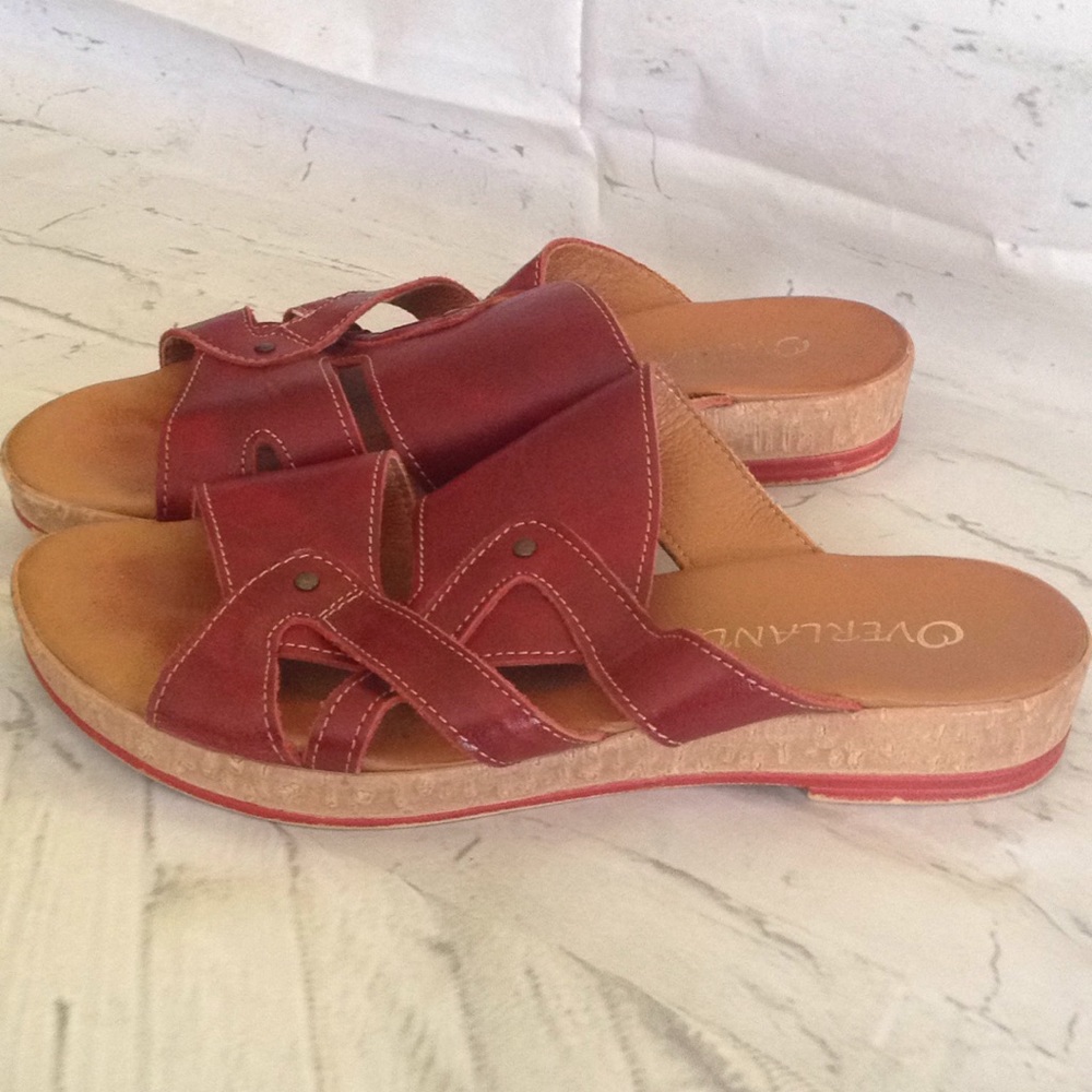 Overland wine slides sandals